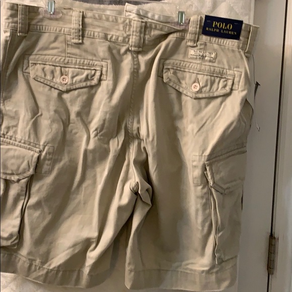 Polo shorts - Picture 2 of 2